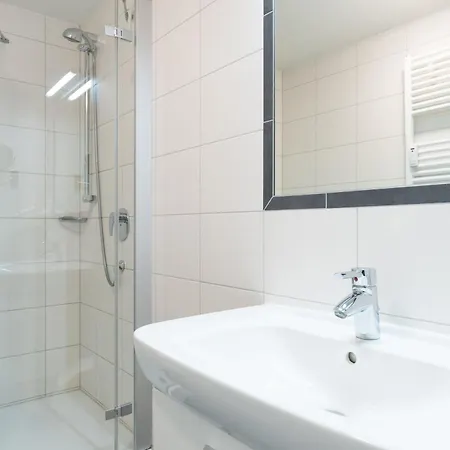 342, Seepark * Sellin (Rugen)